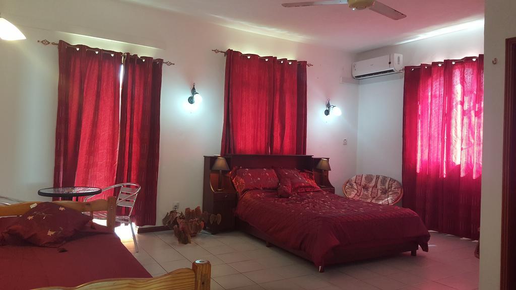 Apartamento The Impala Mauritius Trou aux Biches Exterior foto